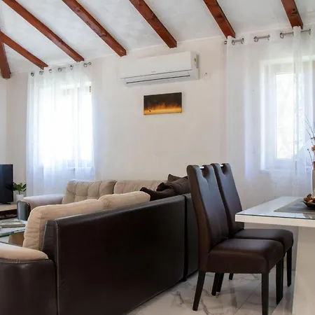 Authentic Dalmatian Treasure Homes - House Wood Orebić