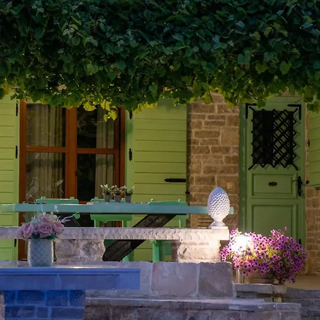 Vakantiehuis Authentic Dalmatian Treasure Homes - House Wood Orebić