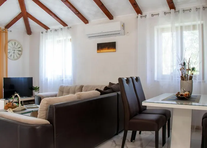 Authentic Dalmatian Treasure Homes - House Wood Orebić