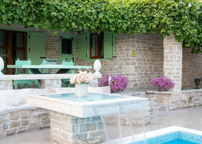 Authentic Dalmatian Treasure Homes - House Wood Vakantiehuis *